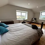 Stone House , Boyne Valley Views * Donore (Meath)