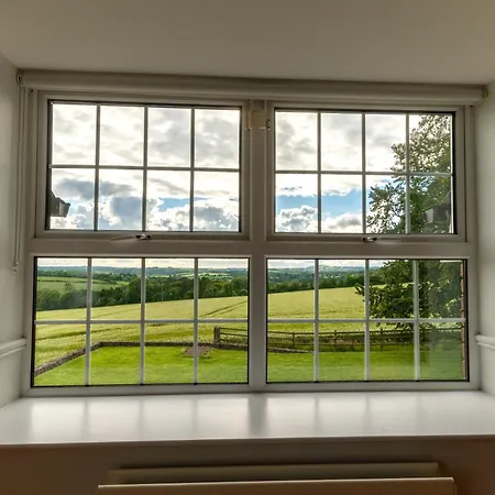 Stone House , Boyne Valley Views بيت للعطل