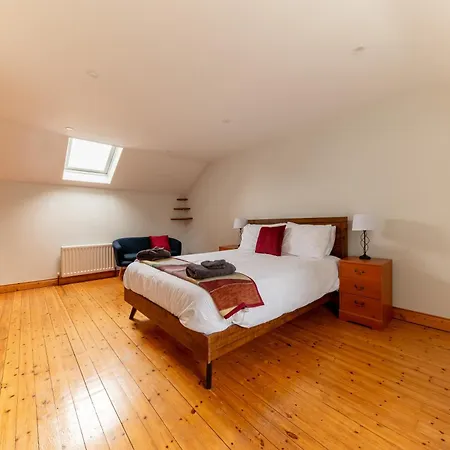 Stone House , Boyne Valley Views بيت للعطل