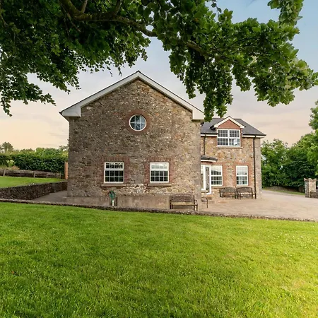 Stone House , Boyne Valley Views بيت للعطل *