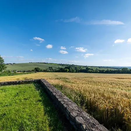Stone House , Boyne Valley Views * Donore (Meath)
