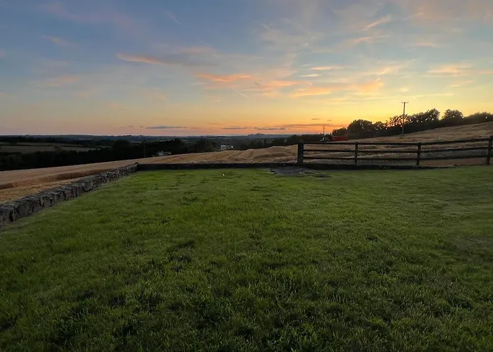 Stone House , Boyne Valley Views Дом отдыха